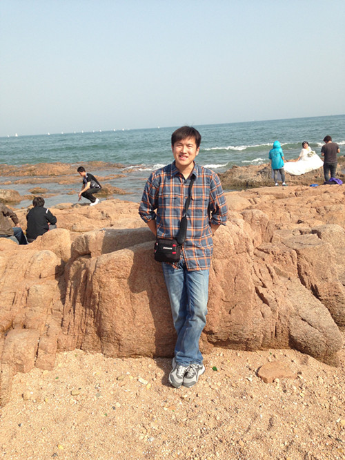               曹新明:雄关漫道真如铁，而今迈步从头越                